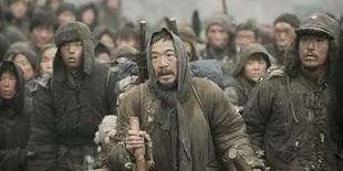 1942电影图片,战火中的生死抉择