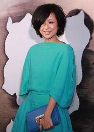 徐濠萦个人资料,时尚辣妈的美丽蜕变与人生历程